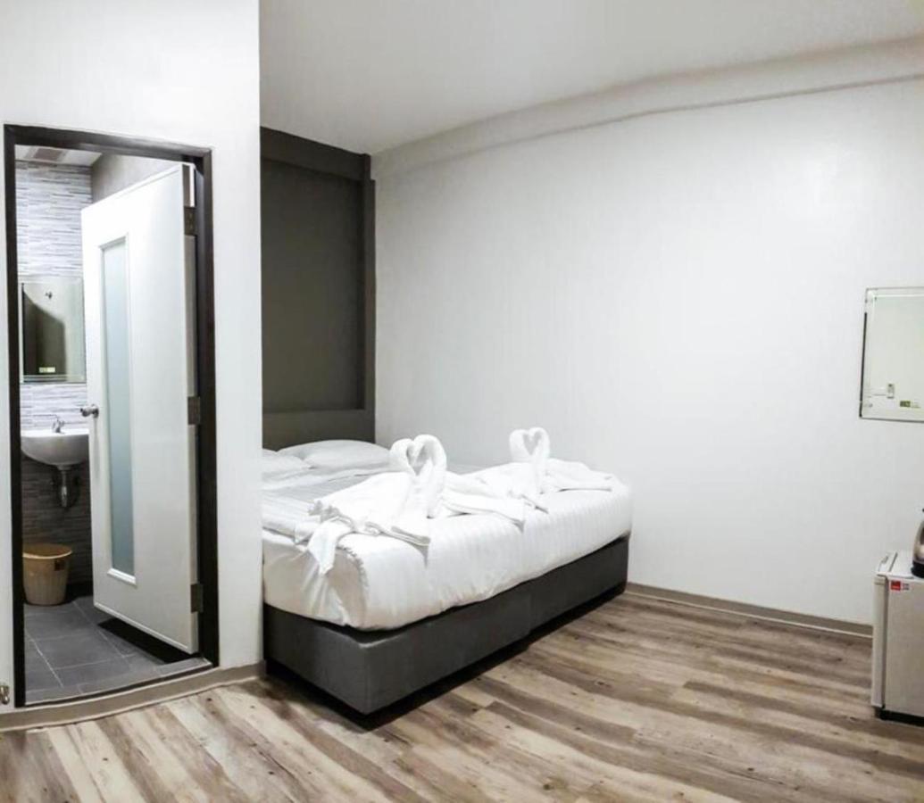 Kim Korner Hotel Bangkok Esterno foto